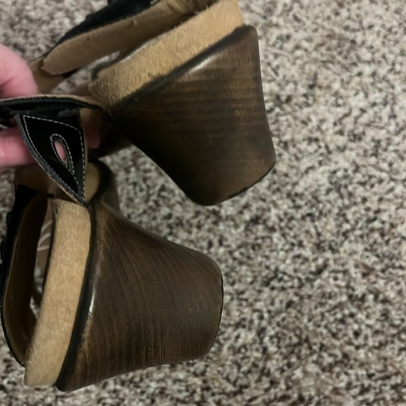 ROMIKA Strappy black leather wedge sandals - Picture 4 of 8